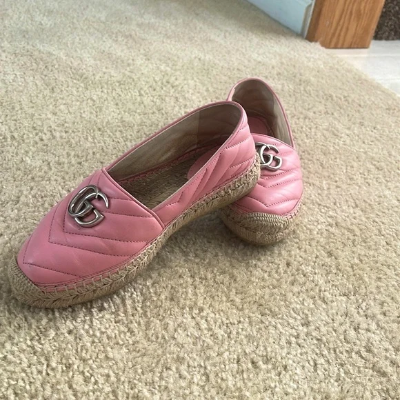 Cloth espadrilles Gucci Pink size 39.5 EU in Cloth - 42924106 Gucci Baby Pink Espadrilles display picture 1